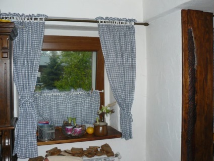 Короткі штори для кухні основні стилі і види, 45 реальних фото