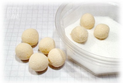 Як зробити намистини - пончики з полімерної глини