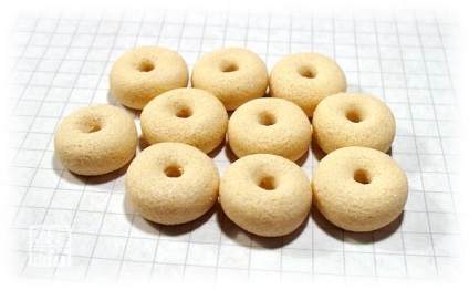 Як зробити намистини - пончики з полімерної глини