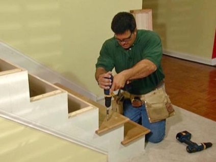 Монтаж дерев'яних сходів своїми руками покрокова відео інструкція