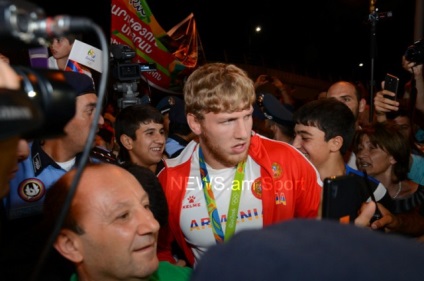 Призерів олімпіади в Єревані зустріли як героїв (фото), sport - все про спорт