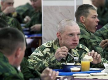 Російську армію знову старанно руйнують зсередини - новини Руан