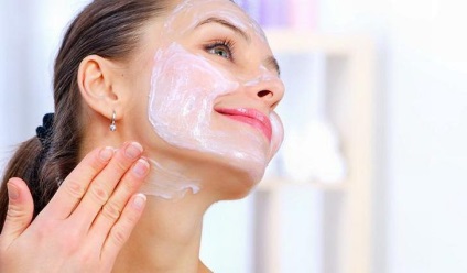 Лущиться шкіра на обличчі, що робити в домашніх умовах