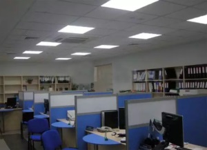 Світлодіодні світильники для офісу стельові типи, переваги