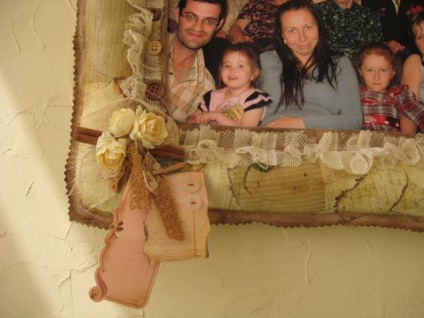 Вінтажна рамочка для сімейного фото з тканини - ярмарок майстрів - ручна робота, handmade