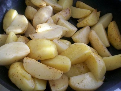 Гомілка куряча з картоплею - покроковий рецепт з фото на