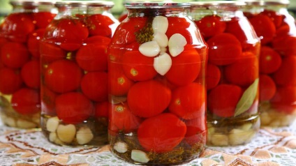 Як приготувати мариновані помідори - рецепти маринованих помідорів на зиму