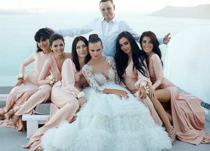 Весільна сукня ксении поділи виготовив ліванський дизайнер