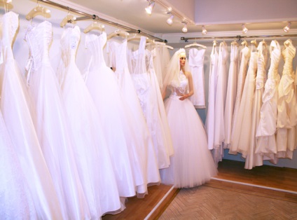 Вибір весільного плаття для нареченої в положенні