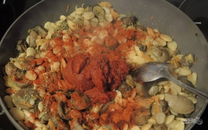 Квасоля з грибами в томатному соусі - покроковий рецепт з фото на
