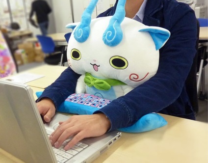 Подушки для здорової роботи за комп'ютером - новий хіт японських офісів