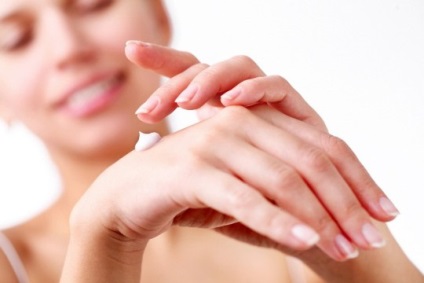 Догляд за шкірою рук