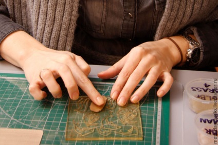 Робимо брошку-значок з бронзової глини - ярмарок майстрів - ручна робота, handmade