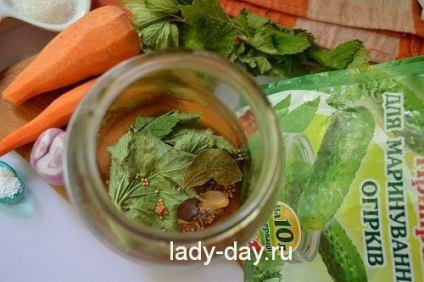 Мариновані огірки з кабачками, рецепт на зиму