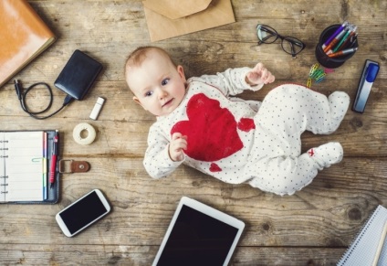 Чому малюкам можна давати гаджети несподівані висновки вчених