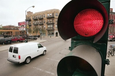 Проїзд на червоне світло штраф 2017 чим ще загрожує порушення правил