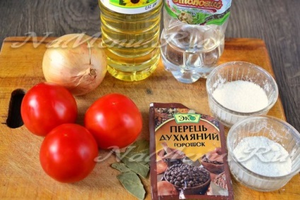 Салат з помідорів з цибулею на зиму, рецепт з фото