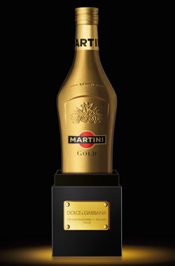 Золотий martini dolce & amp; gabbana, журнал cosmopolitan