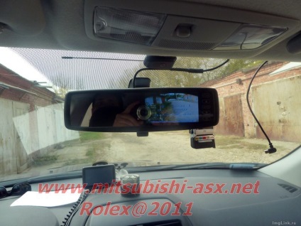 Камера заднього виду і монітор в дзеркалі заднього виду - установка - авто клуб mitsubishi asx,