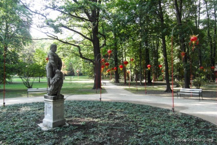 Парк Лазенки у Варшаві - дуже красивіше і заспокійливо місце