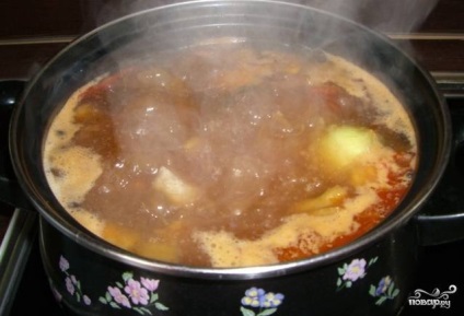 Суп зі свининою і помідорами - покроковий рецепт з фото на