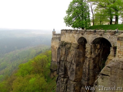 Кьонігштайн - неприступна фортеця-замок саксонської швейцарии