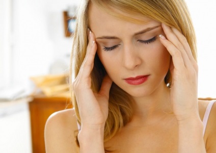 Головні болі при гастриті і запаморочення, чому болить голова