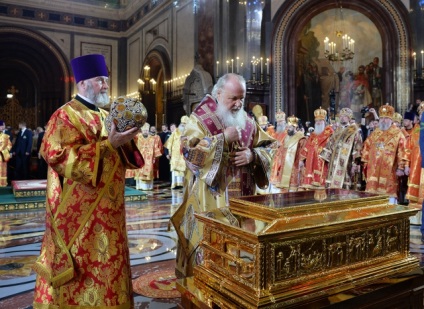 Патріарх Кирил закликав молитися Миколаю Чудотворцю про об'єднання з католиками
