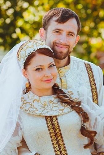 Російські народні весільні сукні