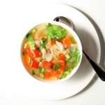 Дієтичний суп на курячому бульйоні (3 рецепта)
