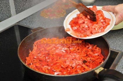 Опеньки в томаті з болгарським перцем - фото рецепт покрокового приготування