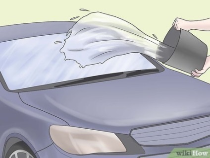 Hogyan lehet gyorsan eltávolítani jeget a kocsi ablakai