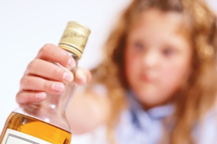 Hogyan segíthet a fia abbahagyni az ivást, okainak alkoholfüggőség, a gyakorlatban a szabadulás