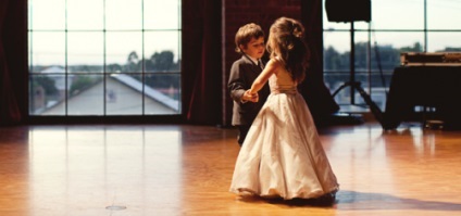 Hogyan tegye a gyermekek dance nászajándékba