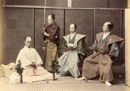 Samurai megvédeni becsületüket Seppuku - rituális öngyilkosság