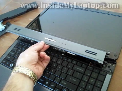 Hogyan cseréljük ki a modulok az Acer Aspire 5517 laptop