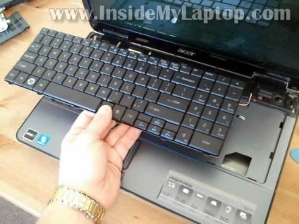 Hogyan cseréljük ki a modulok az Acer Aspire 5517 laptop