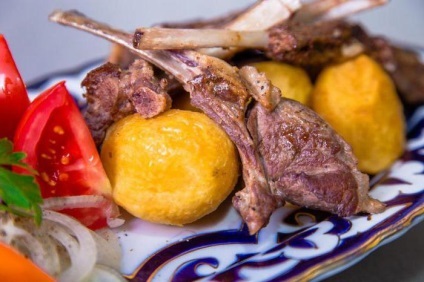Kazan-kebab recept, főleg főzés összetevők (zárja le a fedelet edények) Kazan-kebab recept, különösen a főzés, összetevők
