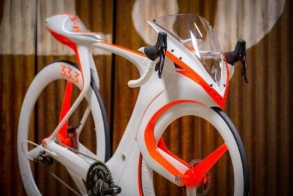 Creative FucI elektromos kerékpárt a cég kifejlesztett speciális megsértve minden szabályát versenyek