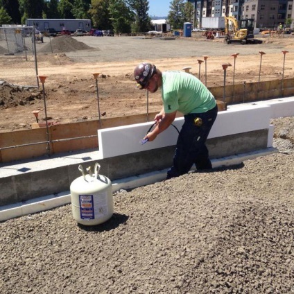 Monolit hab beton előnyei és hátrányai, alkalmazási építőiparban