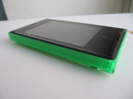 Nokia Asha 503 dual sim a legfejlettebb non-smartphone készülékek
