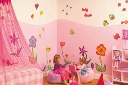 Wallpaper az óvodák egyesített hogyan lehet kombinálni egy szobában fotó, A fiúk számára