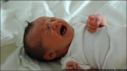 Miért lehet a rekedt hang egy gyermek, a baba egészséges!