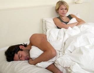 Miért alvás meztelen jót tesz az egészségnek