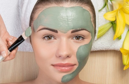 Bőrfeszesítő anti-aging maszk arc és a nyak