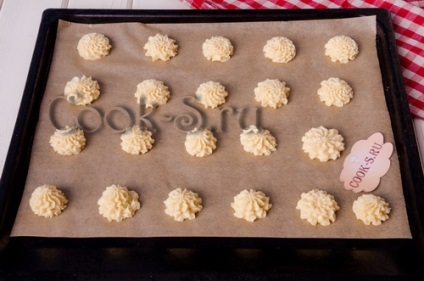 Egyszerű omlós siet - lépésről lépésre recept fotókkal és sütemények