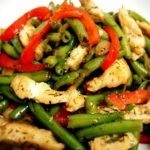 Saláta csirkével és zöldbab - a legjobb receptek az ünnep 2017