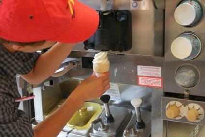Titkok az alkalmazottak mintegy rendelés étel a McDonalds