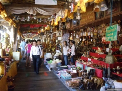 Vásárlás Pattaya, bevásárlóközpontokban, piacokon
