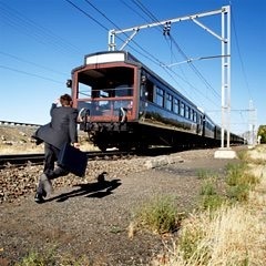 Álom értelmezése hiányzik a vonat, amely álom késni a vonatot, hogy siessen, hogy utolérjék, elmentem anélkül, hogy lássam